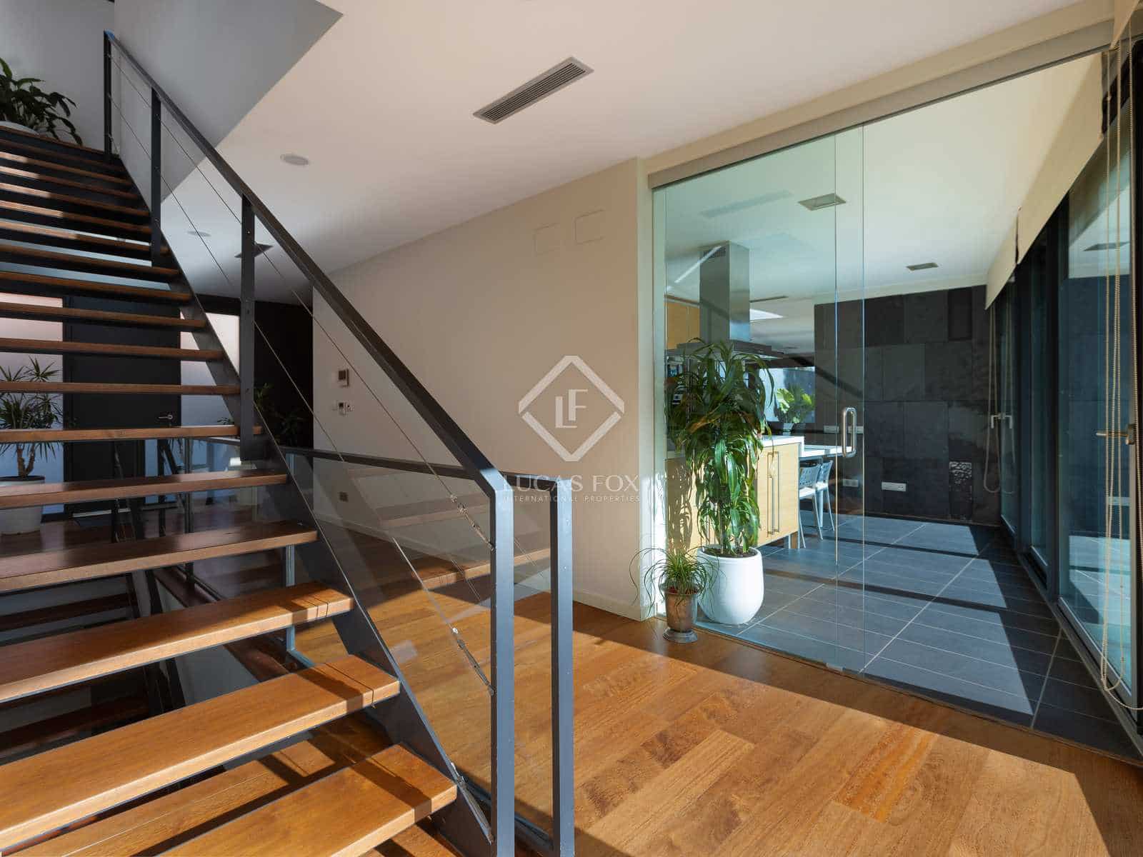 4 makuuhuone Huvila myytävänä paikassa Premia de Dalt mukana uima-altaan 
autotalli - 1 600 000 € (Ref: 2436954)