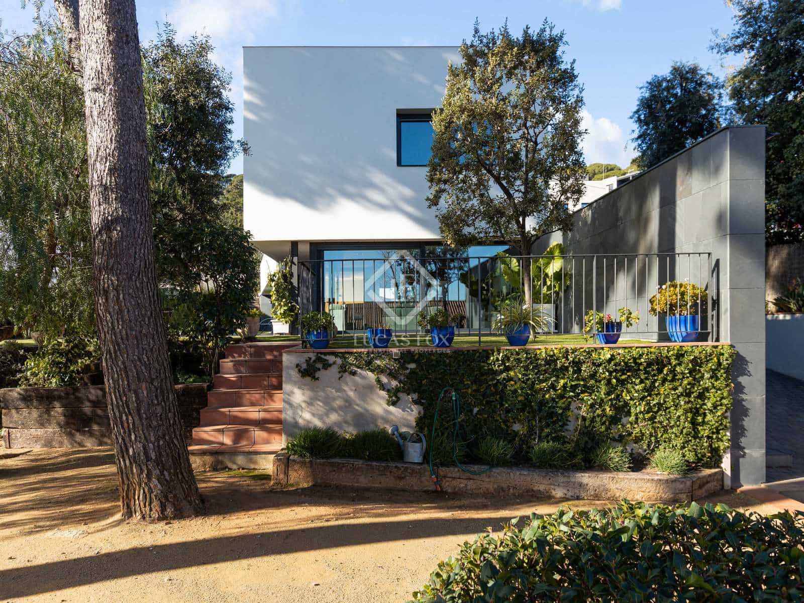 4 makuuhuone Huvila myytävänä paikassa Premia de Dalt mukana uima-altaan 
autotalli - 1 600 000 € (Ref: 2436954)