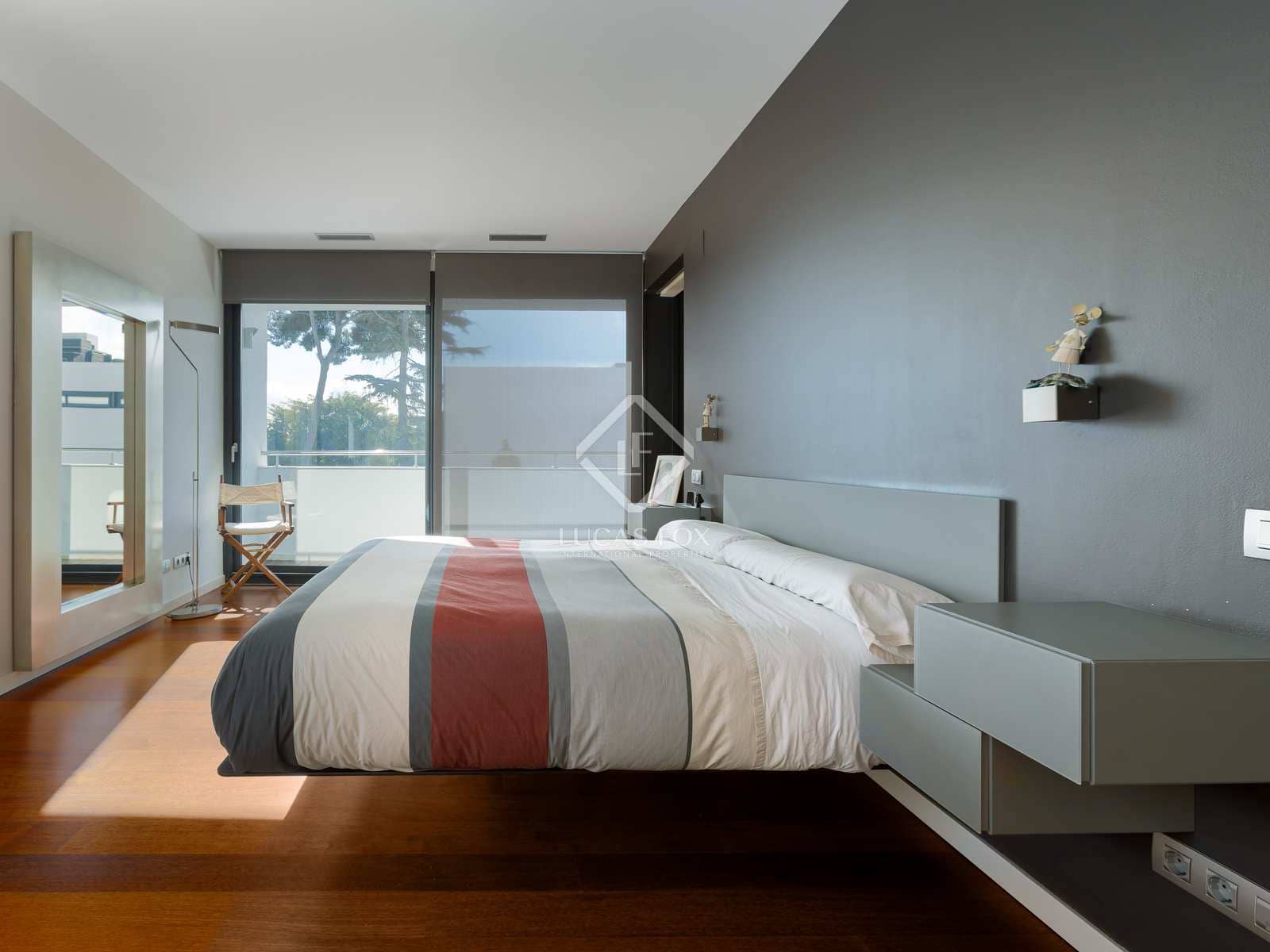 4 makuuhuone Huvila myytävänä paikassa Premia de Dalt mukana uima-altaan 
autotalli - 1 600 000 € (Ref: 2436954)