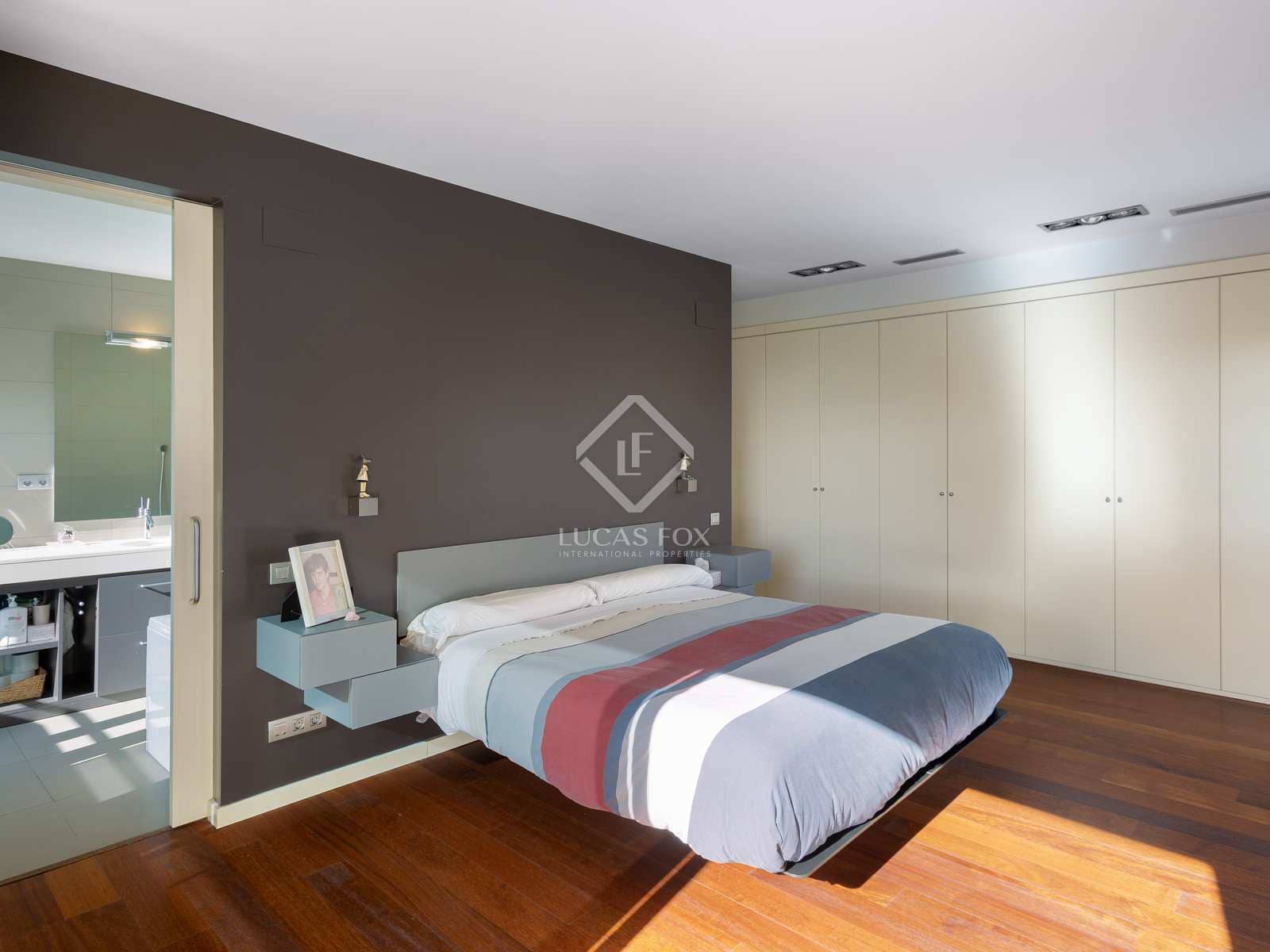 4 makuuhuone Huvila myytävänä paikassa Premia de Dalt mukana uima-altaan 
autotalli - 1 600 000 € (Ref: 2436954)