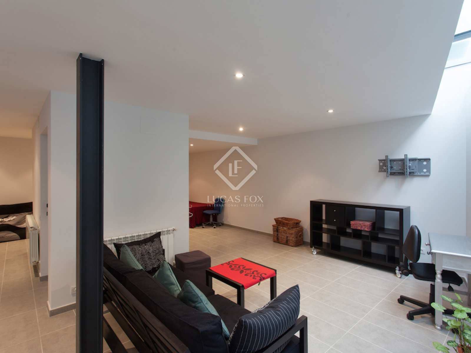 4 makuuhuone Huvila myytävänä paikassa Premia de Dalt mukana uima-altaan 
autotalli - 1 600 000 € (Ref: 2436954)