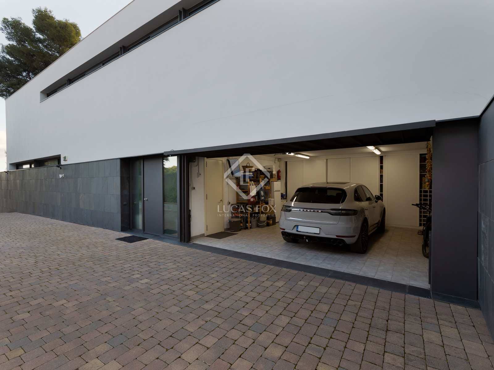 4 makuuhuone Huvila myytävänä paikassa Premia de Dalt mukana uima-altaan 
autotalli - 1 600 000 € (Ref: 2436954)