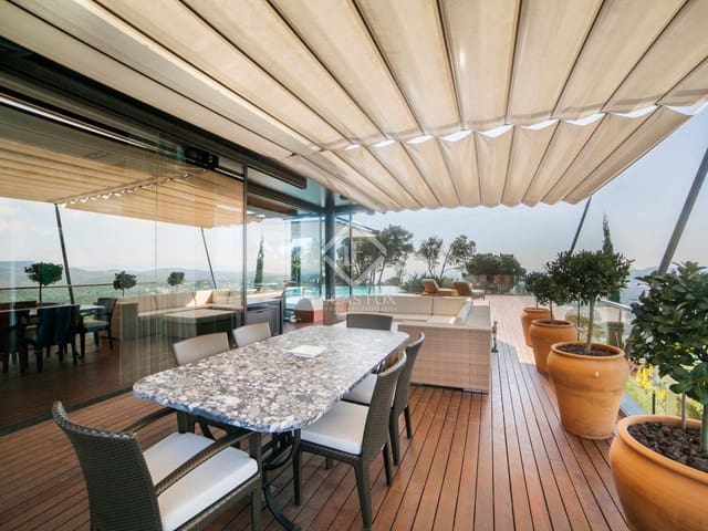 Chalet de 6 habitaciones en Lloret de Mar en venta con piscina garaje - 1.990.000 € (Ref: 2550458)