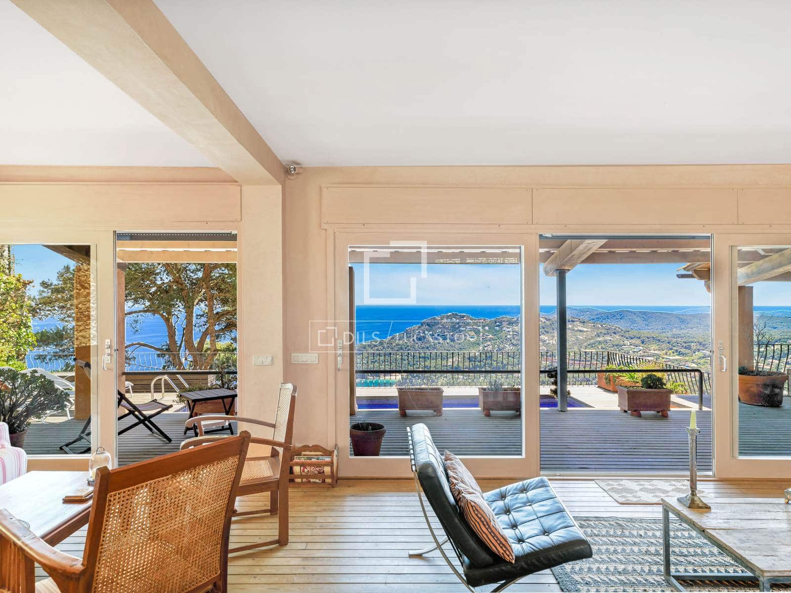 4 bedroom Villa for sale in Begur with pool garage - € 1,850,000 (Ref: 2557724)