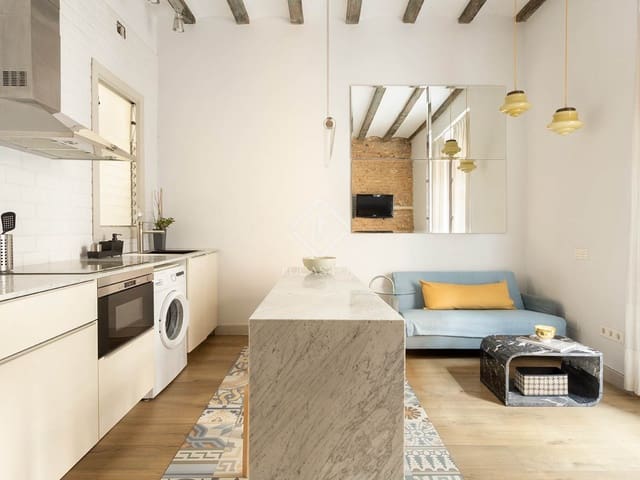 2 slaapkamer Appartement te huur in Barcelona stad - € 1.500 (Ref: 2653605)