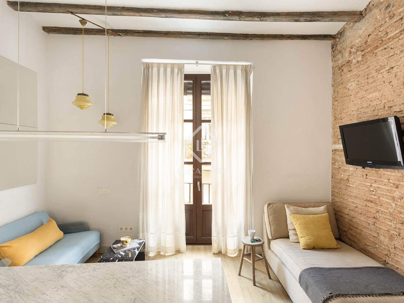 2 slaapkamer Appartement te huur in Barcelona stad - € 1.500 (Ref: 2653605)