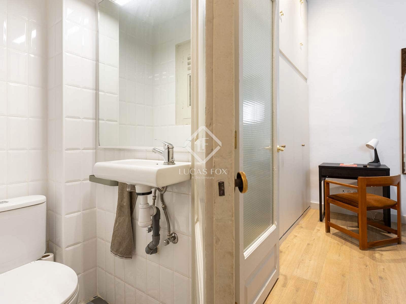 2 slaapkamer Appartement te huur in Barcelona stad - € 1.500 (Ref: 2653605)