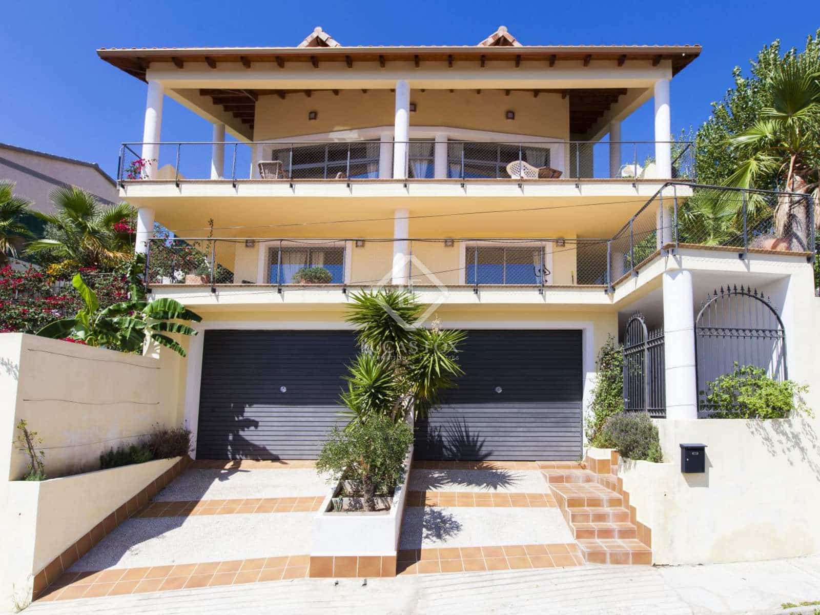 6 soveværelse Villa til salg i Olivella med swimmingpool garage - € 750.000 (Ref: 2751994)