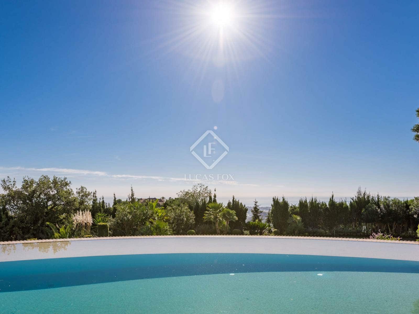 5 Zimmer Villa zu verkaufen in Benahavis mit Pool Garage - 9.400.000 € (Ref: 2818938)