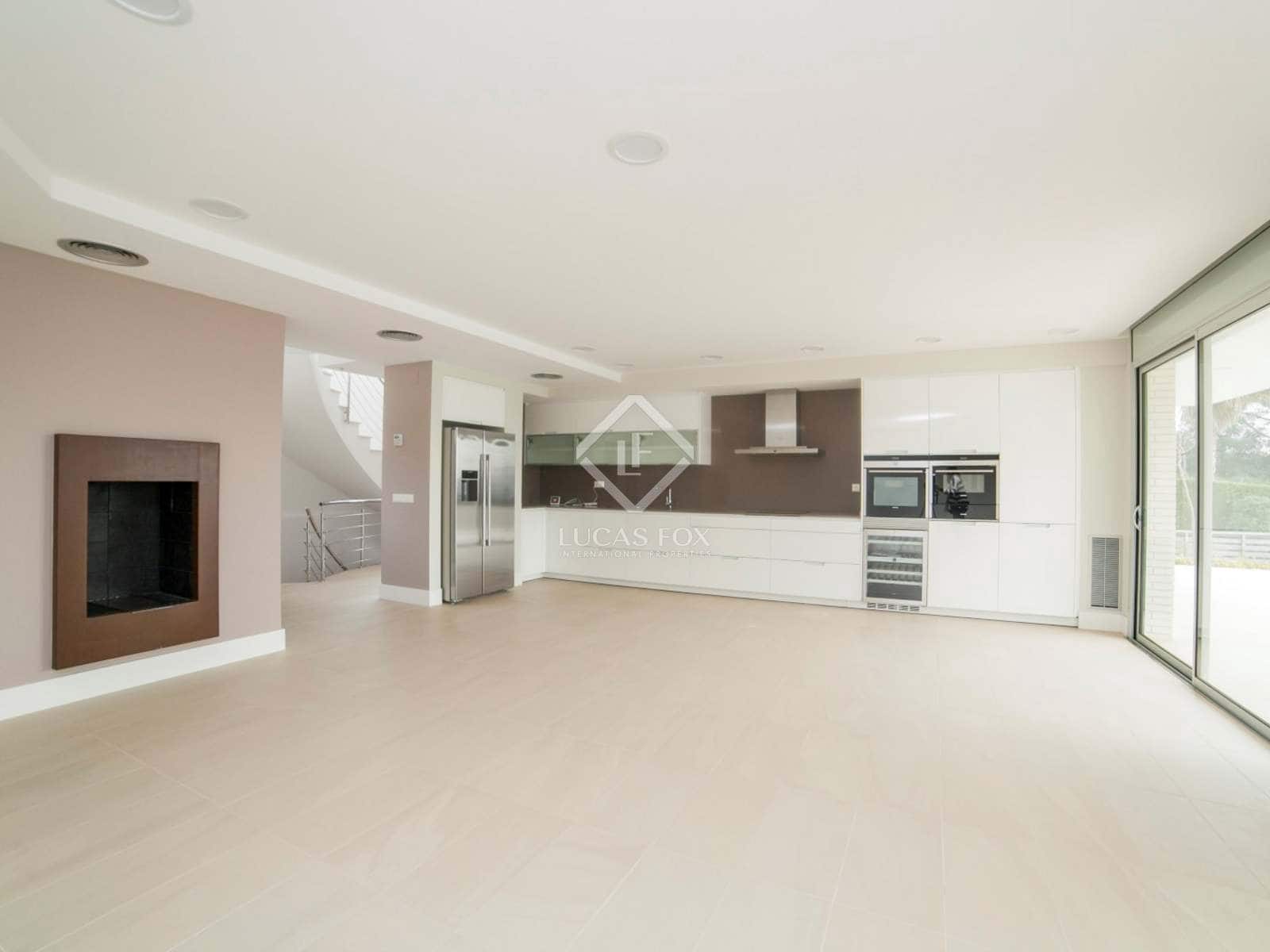 4 soveværelse Villa til salg i Lloret de Mar med swimmingpool garage - € 1.600.000 (Ref: 2828498)