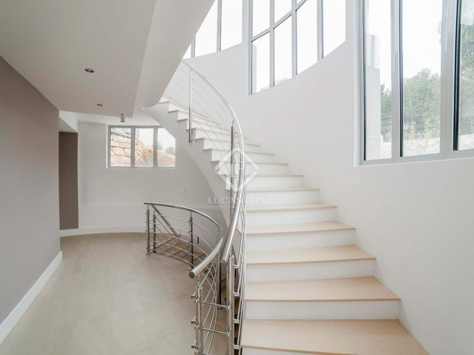 4 soveværelse Villa til salg i Lloret de Mar med swimmingpool garage - € 1.600.000 (Ref: 2828498)