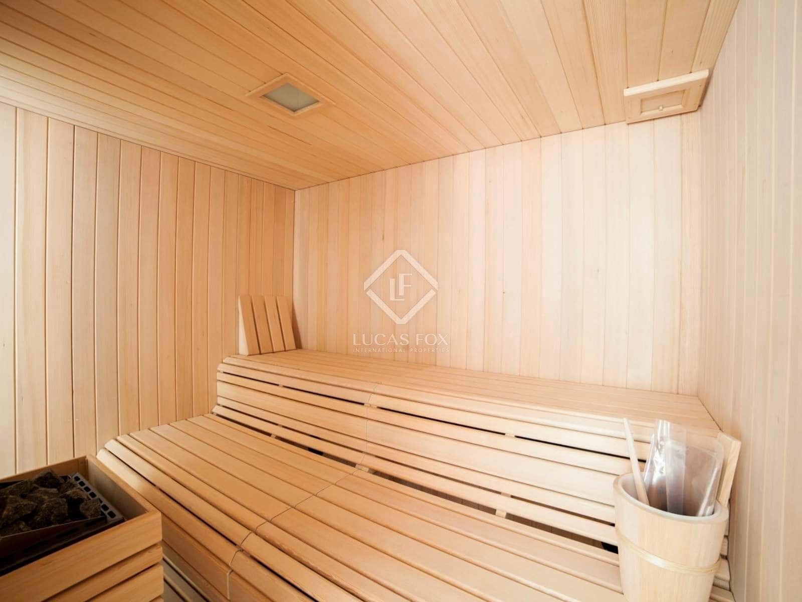 4 soveværelse Villa til salg i Lloret de Mar med swimmingpool garage - € 1.600.000 (Ref: 2828498)