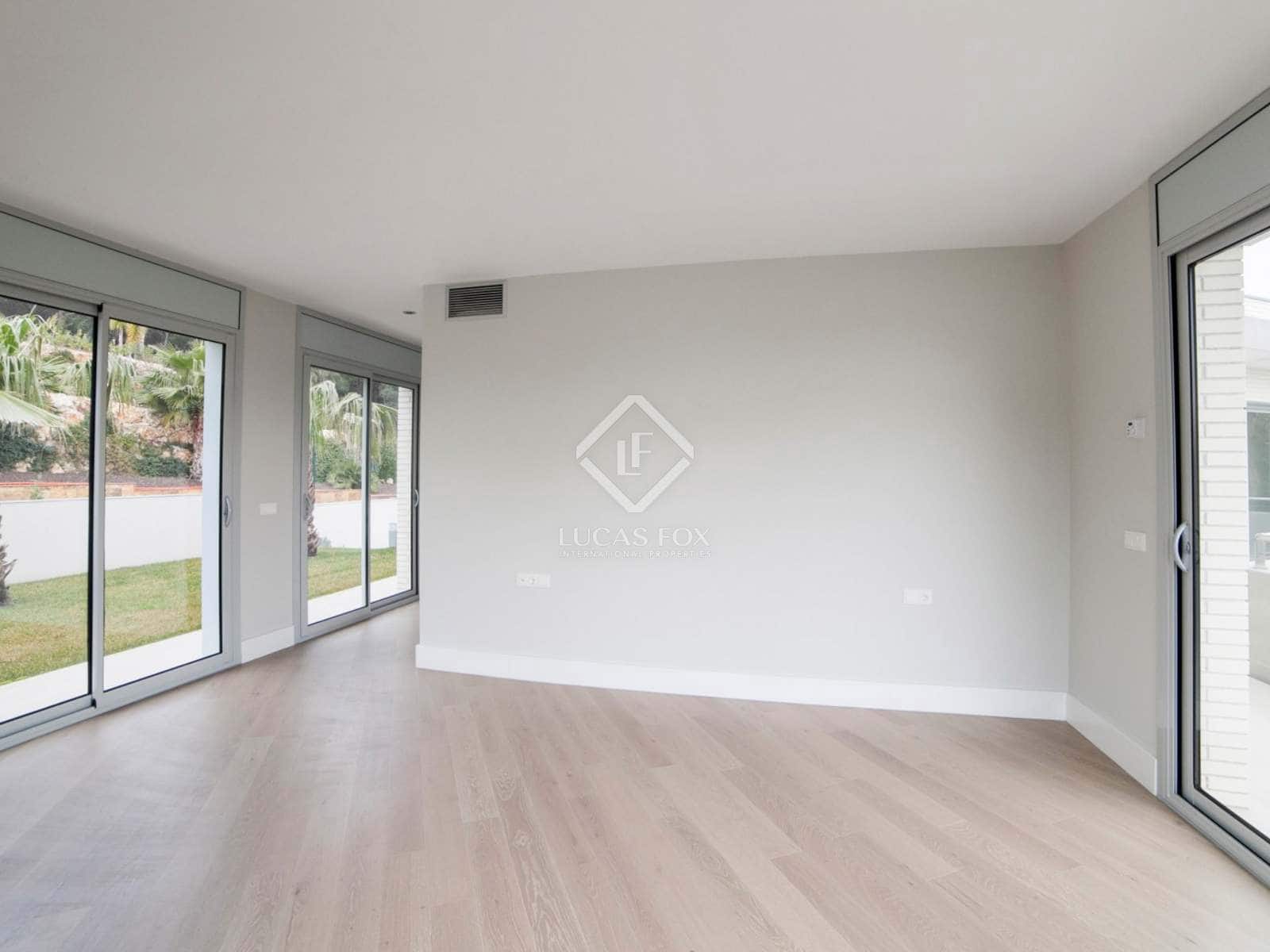 4 soveværelse Villa til salg i Lloret de Mar med swimmingpool garage - € 1.600.000 (Ref: 2828498)