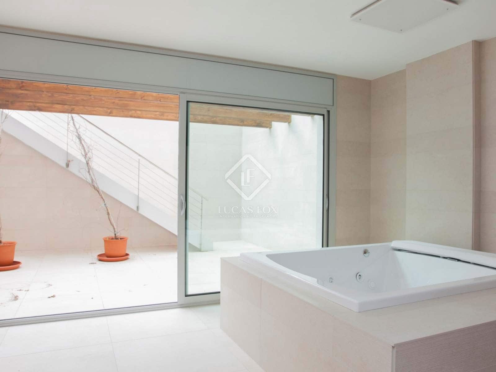 4 soveværelse Villa til salg i Lloret de Mar med swimmingpool garage - € 1.600.000 (Ref: 2828498)