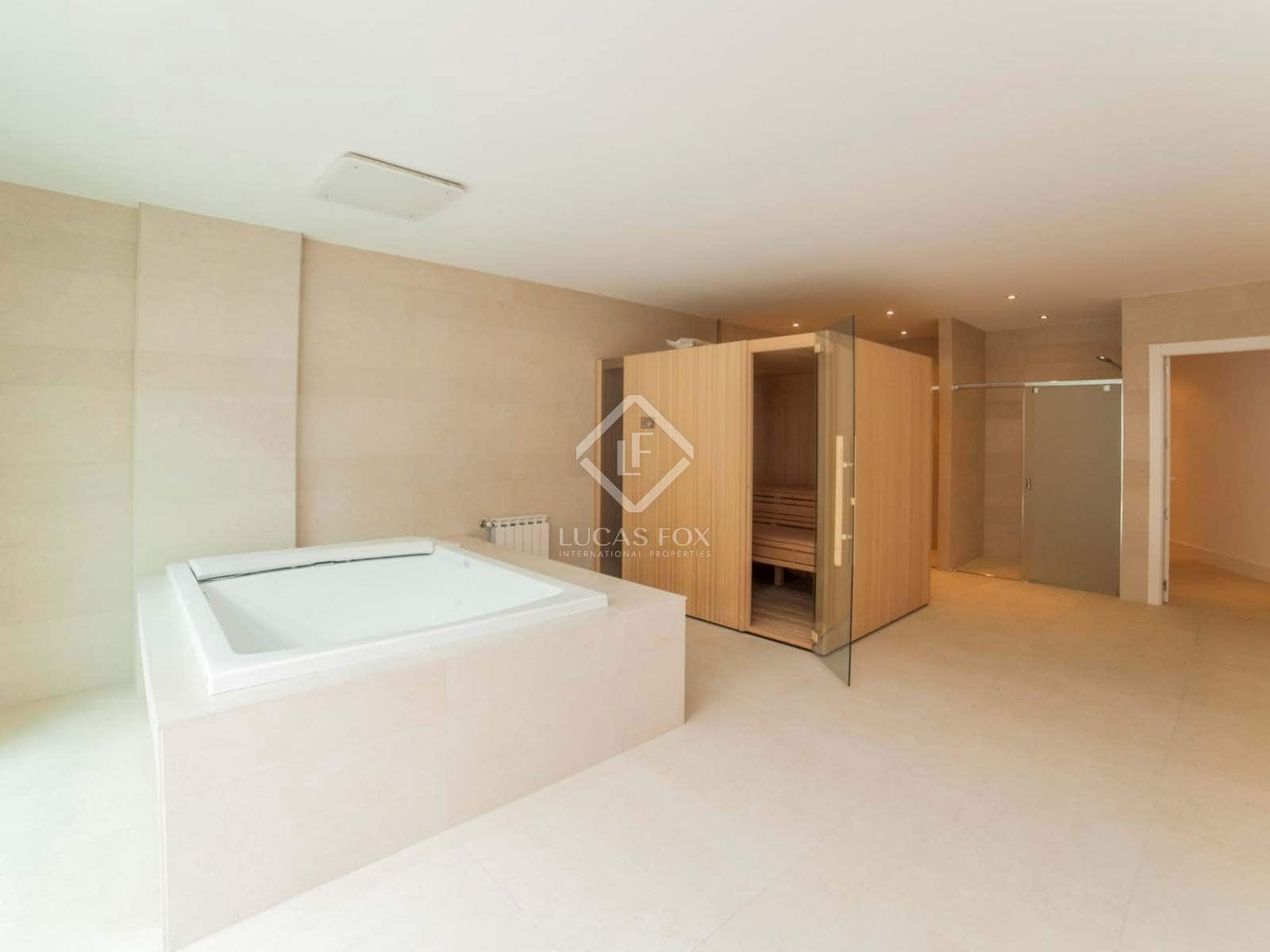 4 soveværelse Villa til salg i Lloret de Mar med swimmingpool garage - € 1.600.000 (Ref: 2828498)