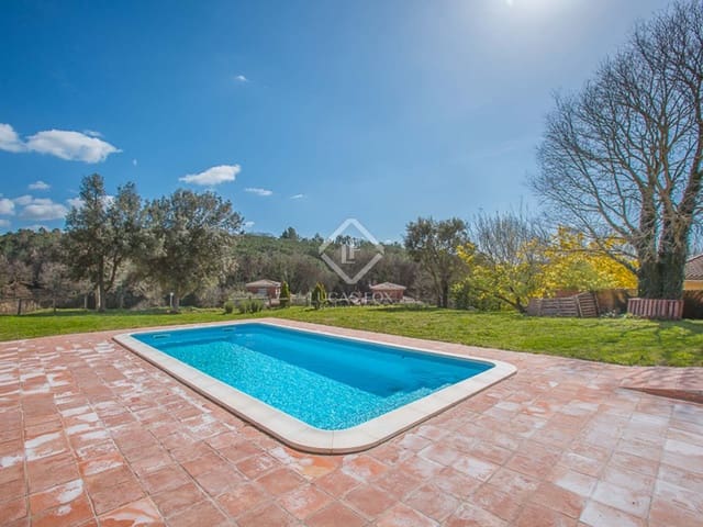6 camera da letto Villa in vendita in Llambilles con piscina garage - 750.000 € (Rif: 2828499)
