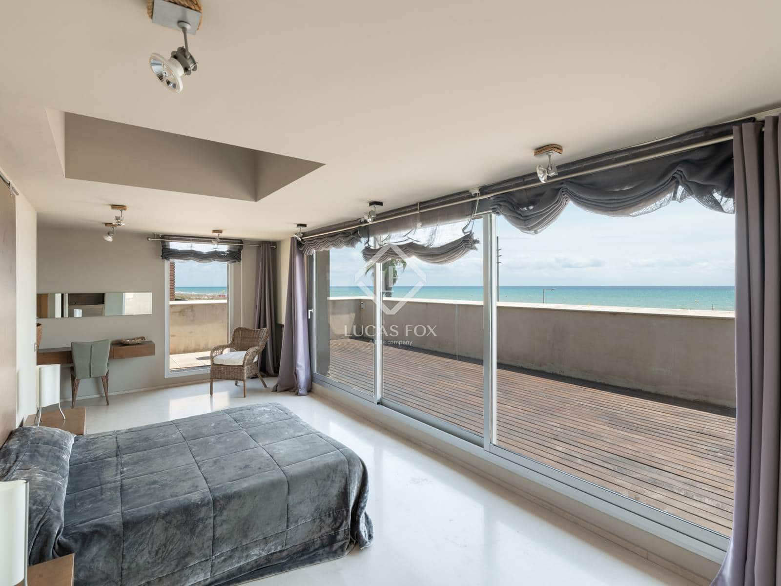 Chalet de 6 habitaciones en Gavà en alquiler con piscina garaje - 20.000 € (Ref: 2867990)