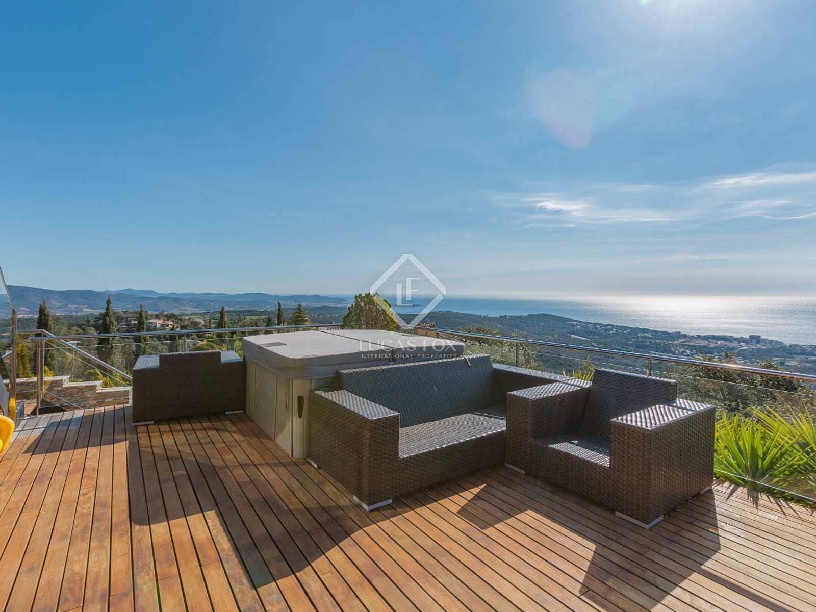 6 bedroom Villa for sale in Platja d'Aro with pool garage - € 3,333,000 (Ref: 2907546)