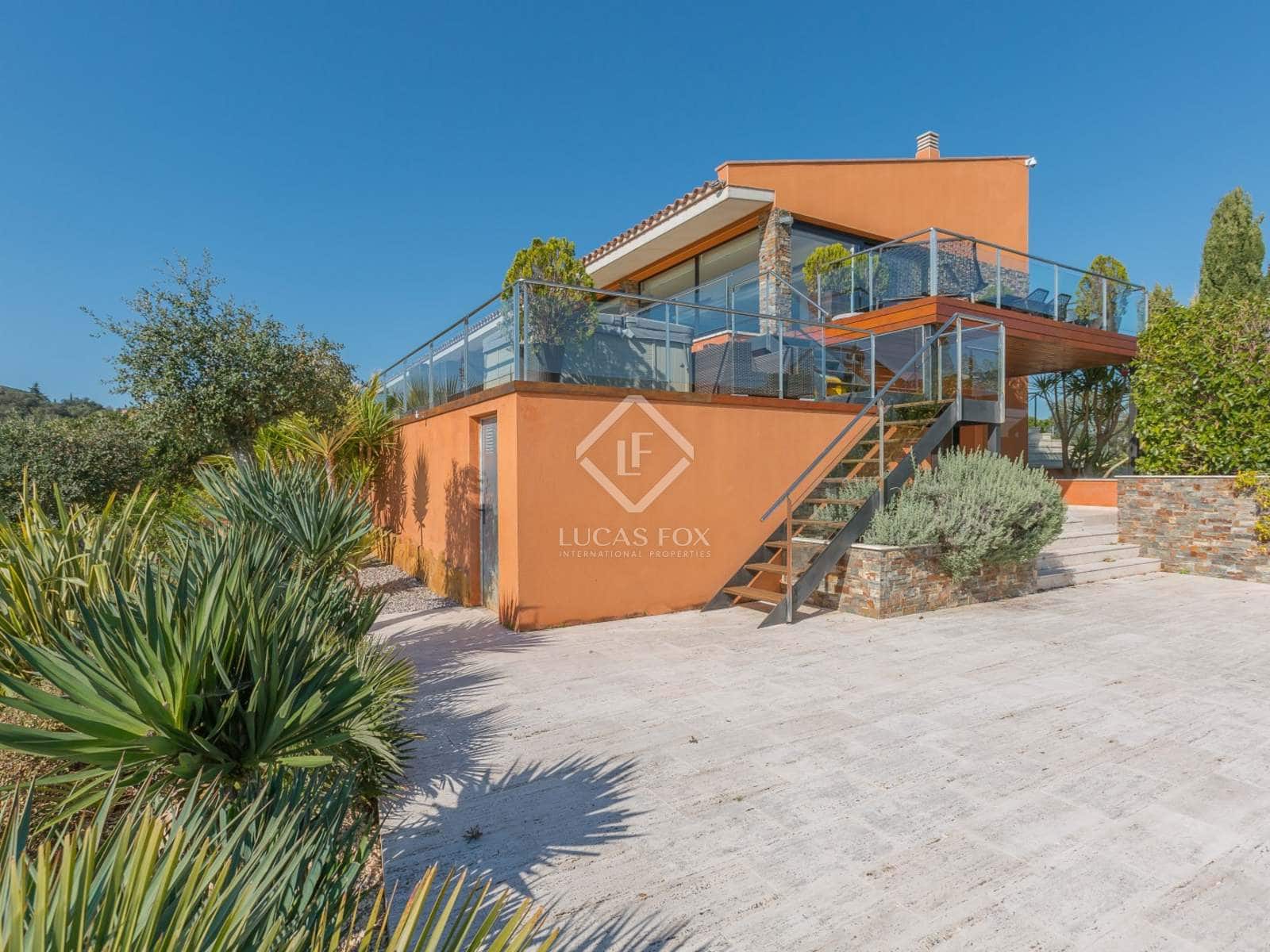 6 bedroom Villa for sale in Platja d'Aro with pool garage - € 3,333,000 (Ref: 2907546)