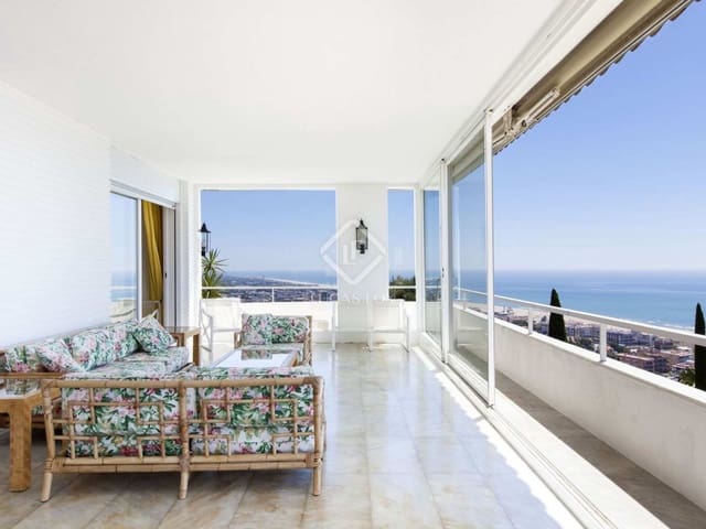 6 chambre Villa/Maison à vendre à Castelldefels avec piscine garage - 3 650 000 € (Ref: 2933088)