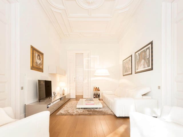 Apartamento de 2 habitaciones en Barcelona ciudad en alquiler - 2.930 € (Ref: 2939334)