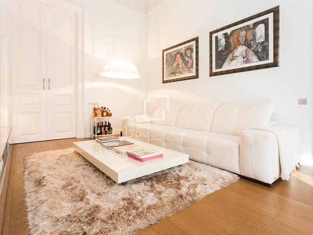 Apartamento de 2 habitaciones en Barcelona ciudad en alquiler - 2.930 € (Ref: 2939334)