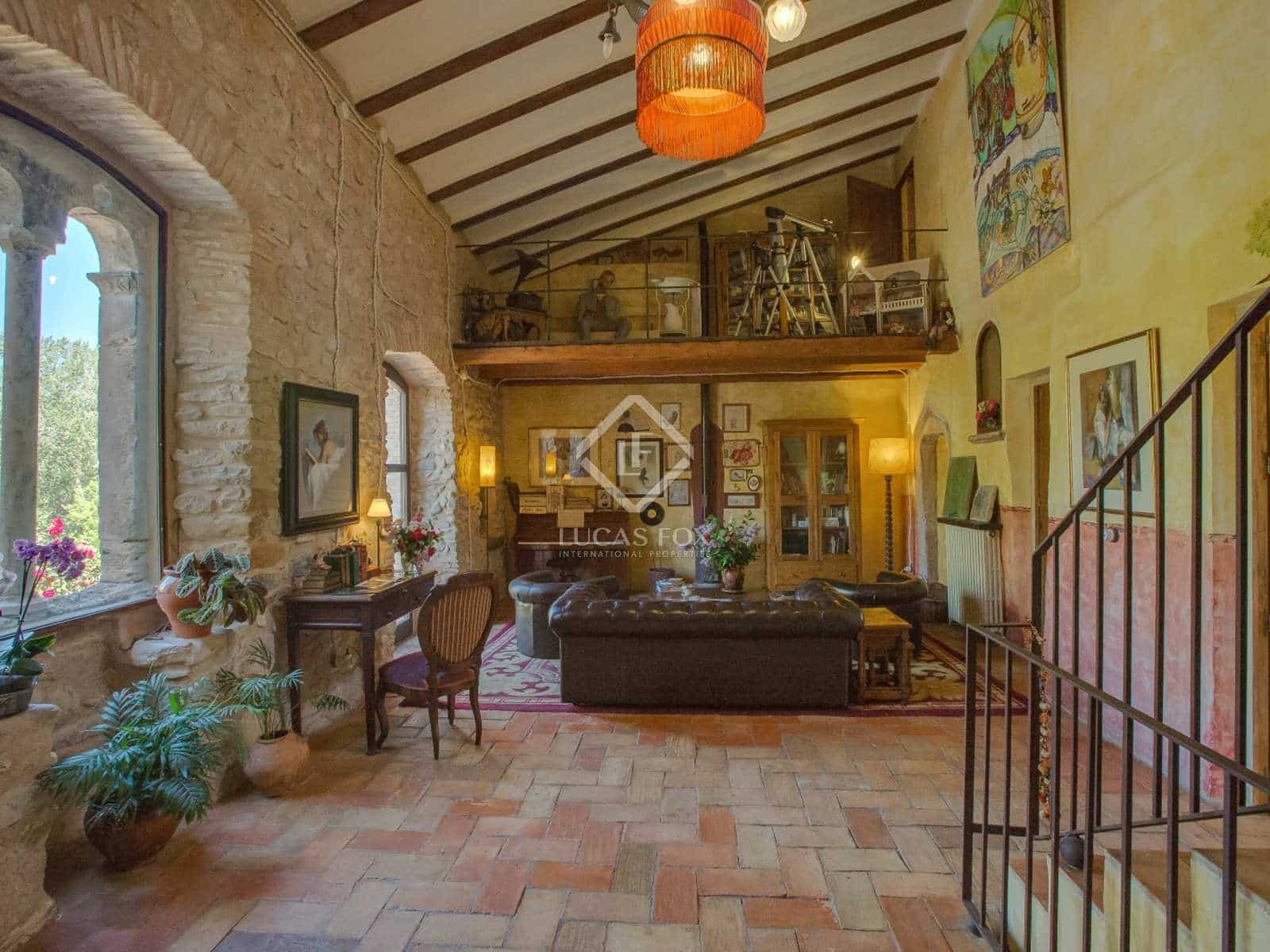 8 soveværelse Finca/Landehus til salg i Esponella med swimmingpool - € 1.290.000 (Ref: 2994284)