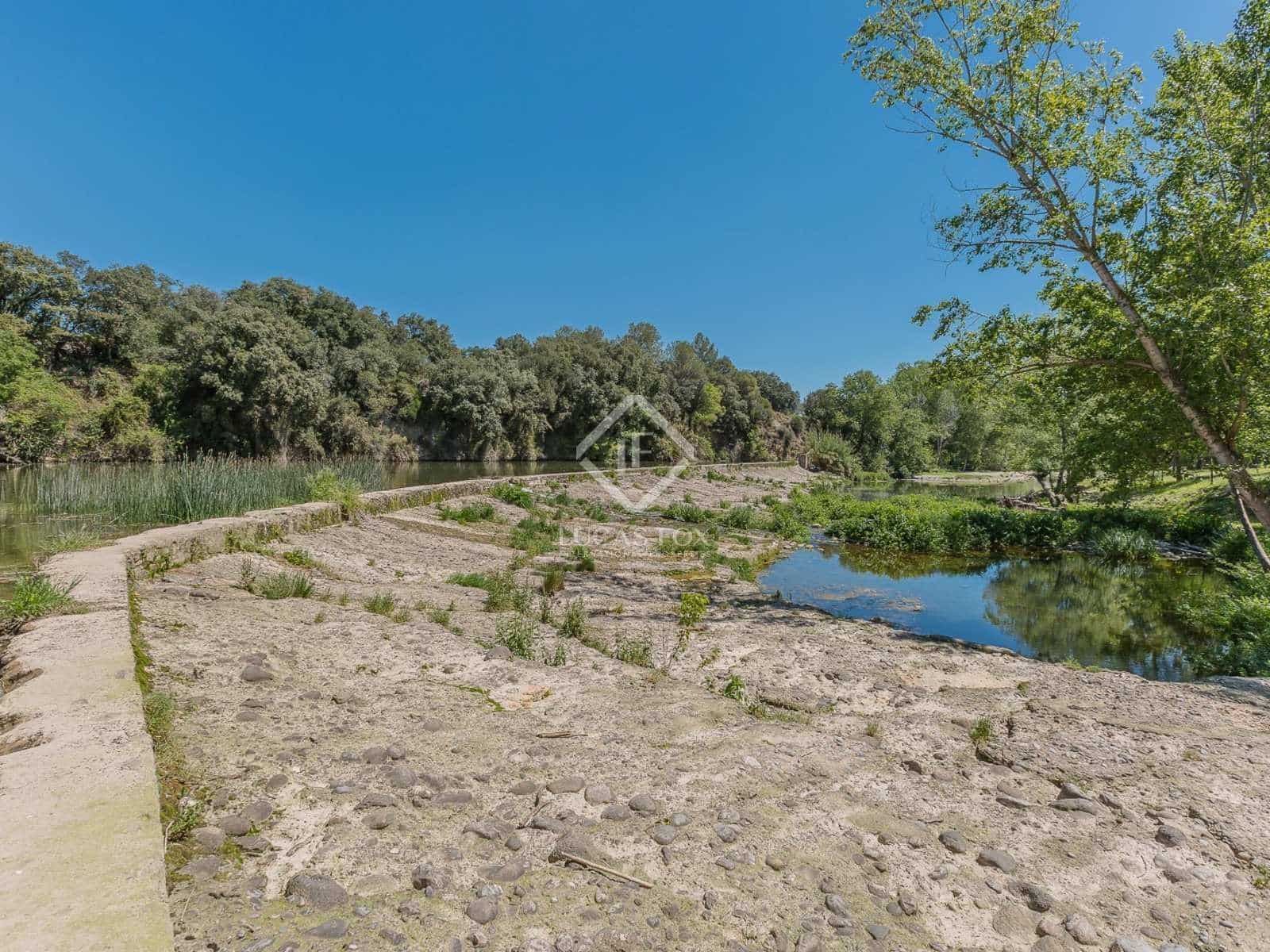 8 soveværelse Finca/Landehus til salg i Esponella med swimmingpool - € 1.290.000 (Ref: 2994284)