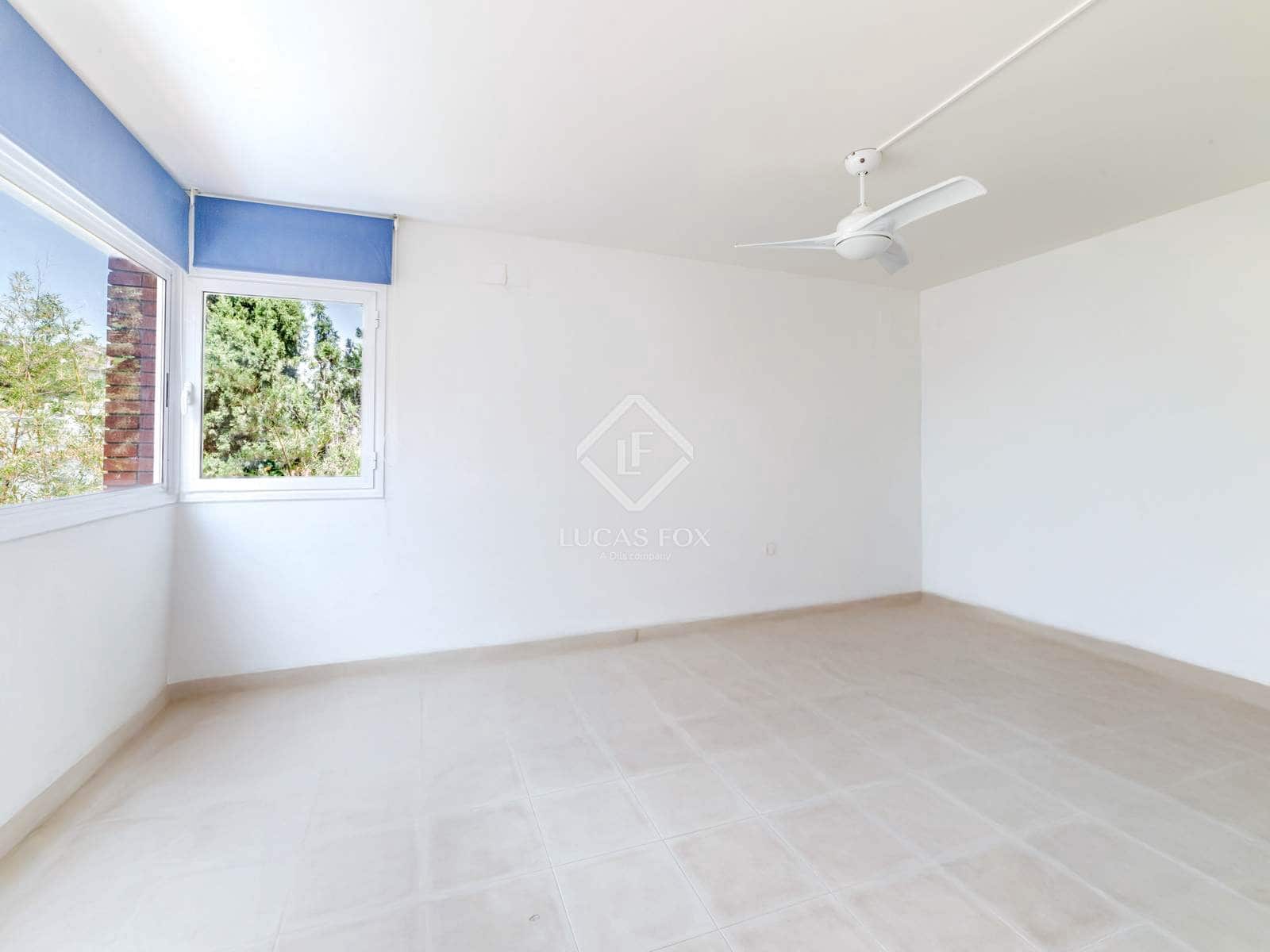 7 soveværelse Villa til salg i Sitges med swimmingpool garage - € 1.175.000 (Ref: 3026141)