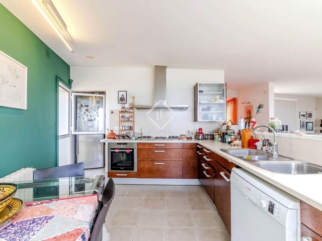 7 sypialnia Willa na sprzedaż w Sitges z basenem garażem - 1 175 000 € (Ref: 3026141)