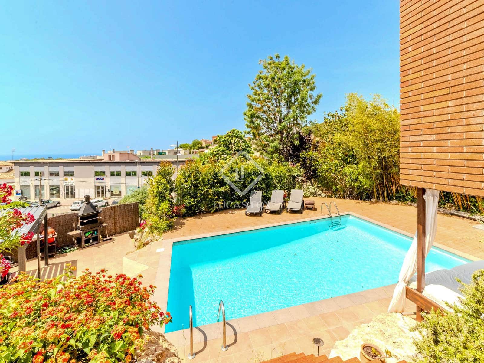 7 soveværelse Villa til salg i Sitges med swimmingpool garage - € 1.175.000 (Ref: 3026141)