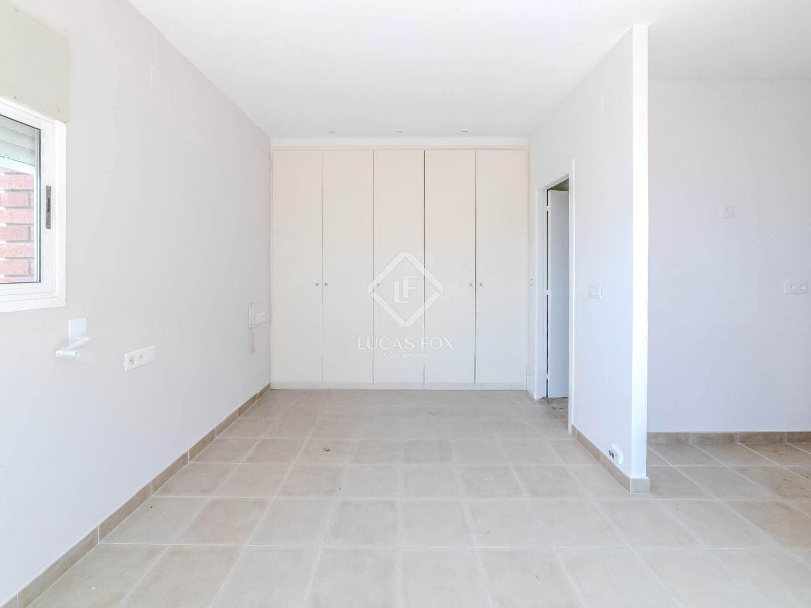 7 soveværelse Villa til salg i Sitges med swimmingpool garage - € 1.175.000 (Ref: 3026141)