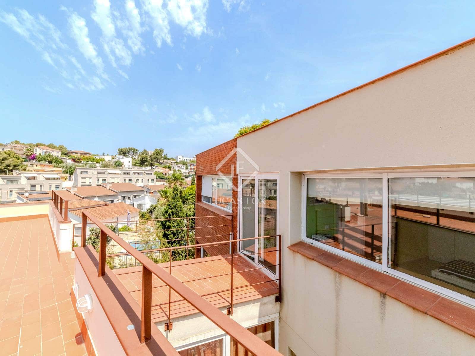 7 soveværelse Villa til salg i Sitges med swimmingpool garage - € 1.175.000 (Ref: 3026141)