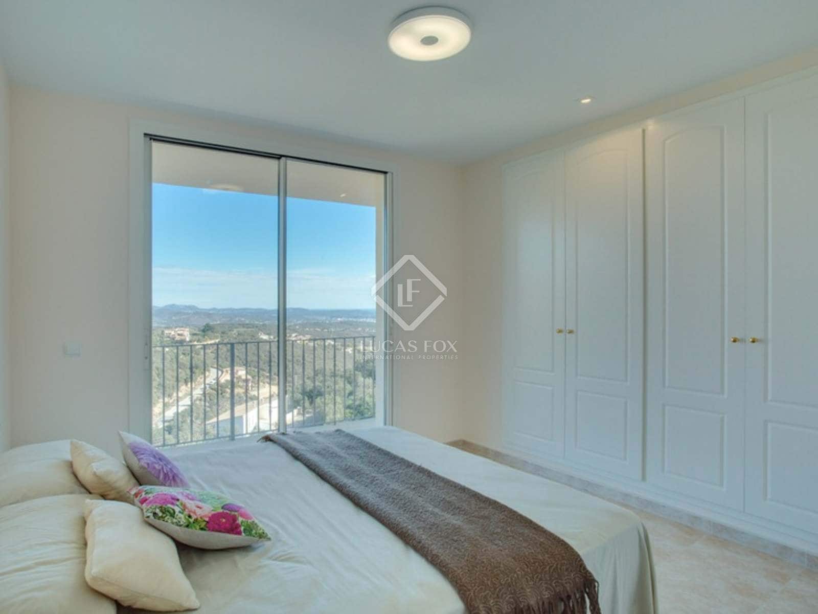 Chalet de 4 habitaciones en Platja d'Aro en venta con piscina garaje - 996.000 € (Ref: 3026151)