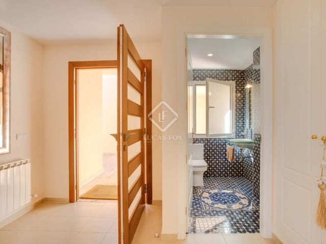 4 slaapkamer Villa te koop in Platja d'Aro, Castell-Platja d'Aro met zwembad garage - € 996.000 (Ref: 3026151)