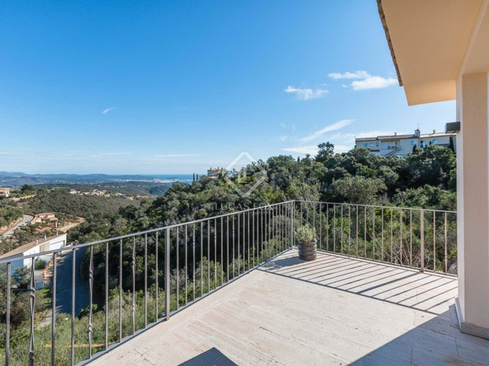 Chalet de 4 habitaciones en Platja d'Aro en venta con piscina garaje - 996.000 € (Ref: 3026151)