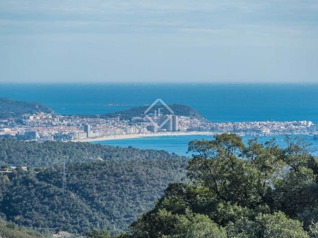 4 slaapkamer Villa te koop in Platja d'Aro, Castell-Platja d'Aro met zwembad garage - € 996.000 (Ref: 3026151)