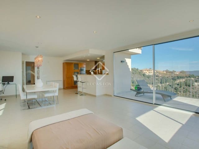 4 slaapkamer Villa te koop in Platja d'Aro, Castell-Platja d'Aro met zwembad garage - € 996.000 (Ref: 3026151)