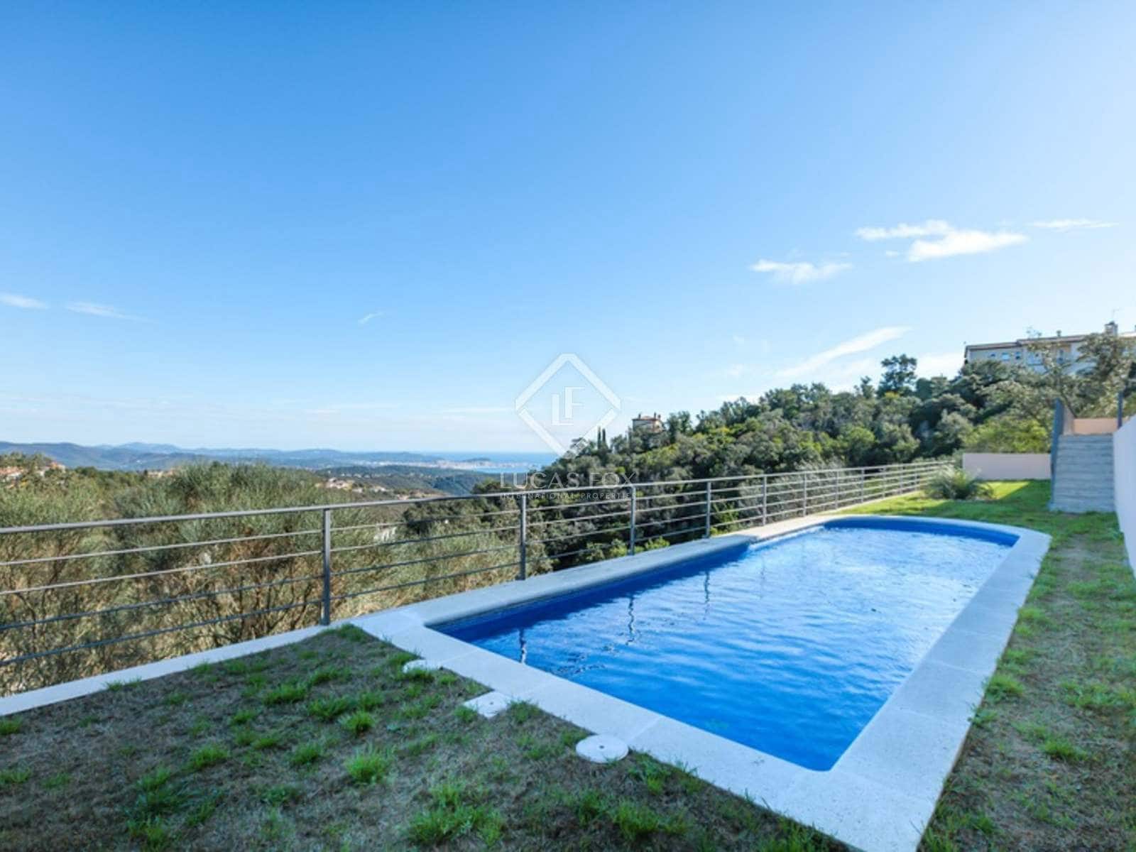 Chalet de 4 habitaciones en Platja d'Aro en venta con piscina garaje - 996.000 € (Ref: 3026151)