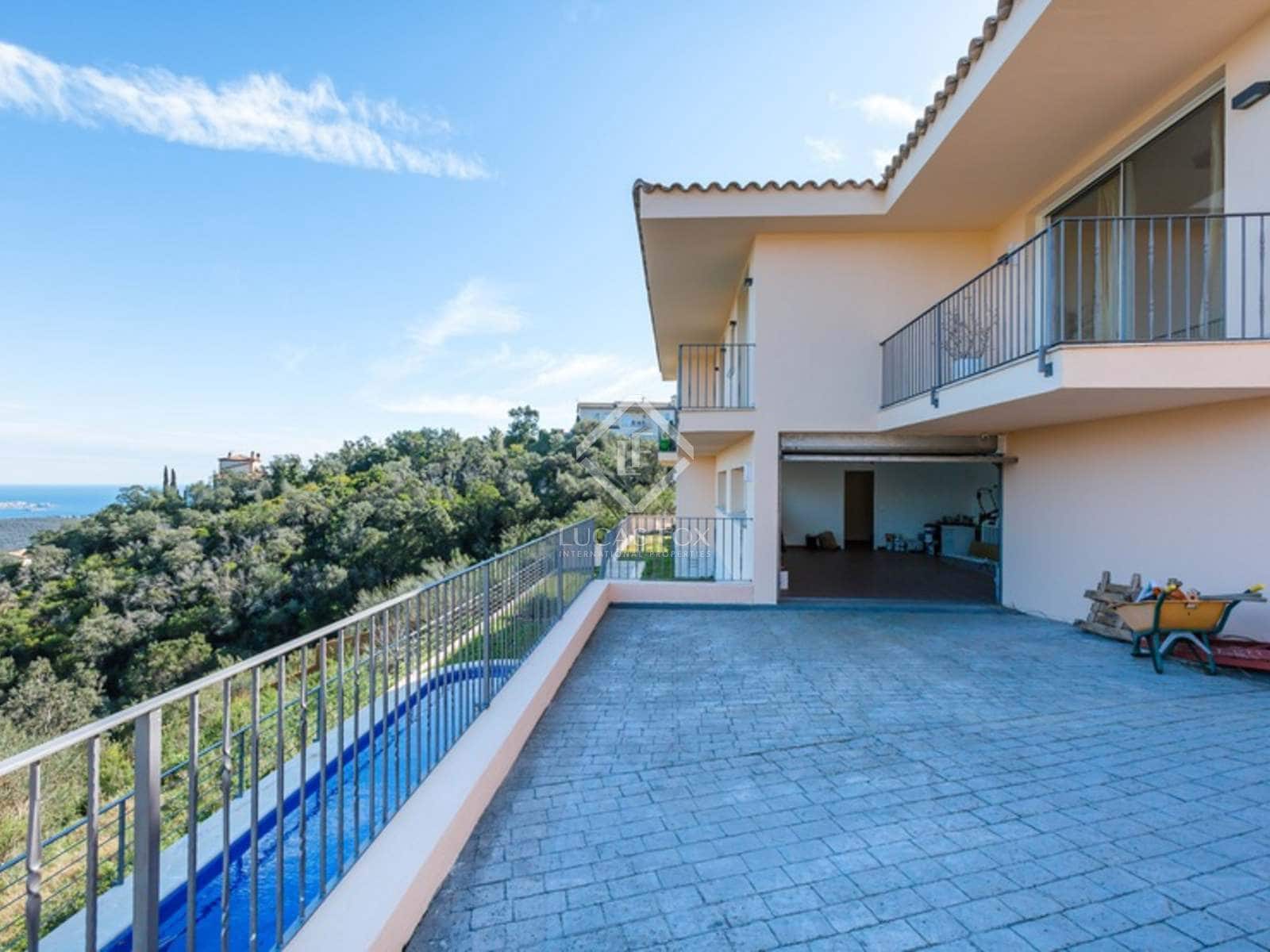 Chalet de 4 habitaciones en Platja d'Aro en venta con piscina garaje - 996.000 € (Ref: 3026151)