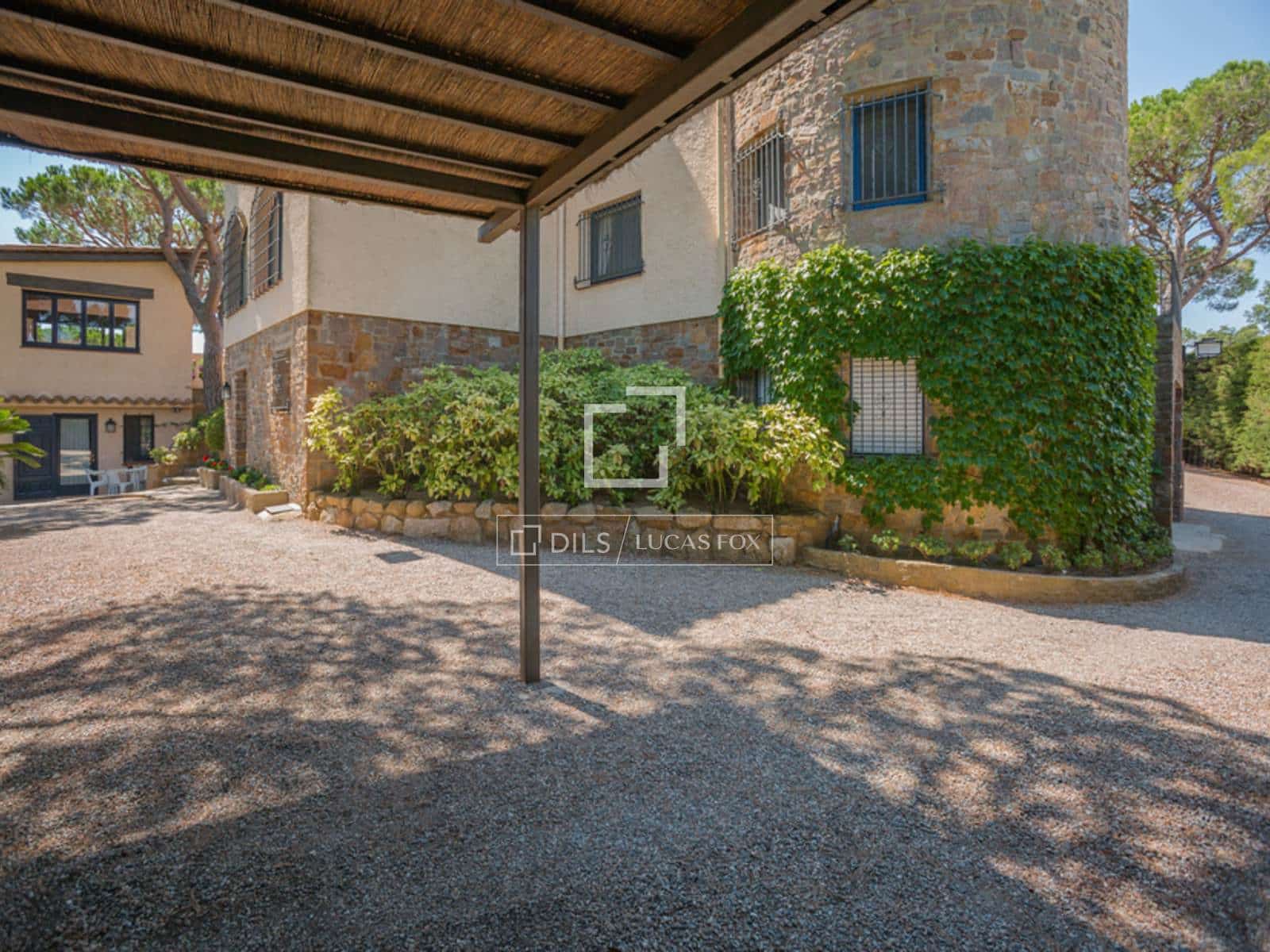 7 soverom Villa til salgs i Calella de Palafrugell med svømmebasseng garasje - € 2 590 000 (Ref: 3046227)