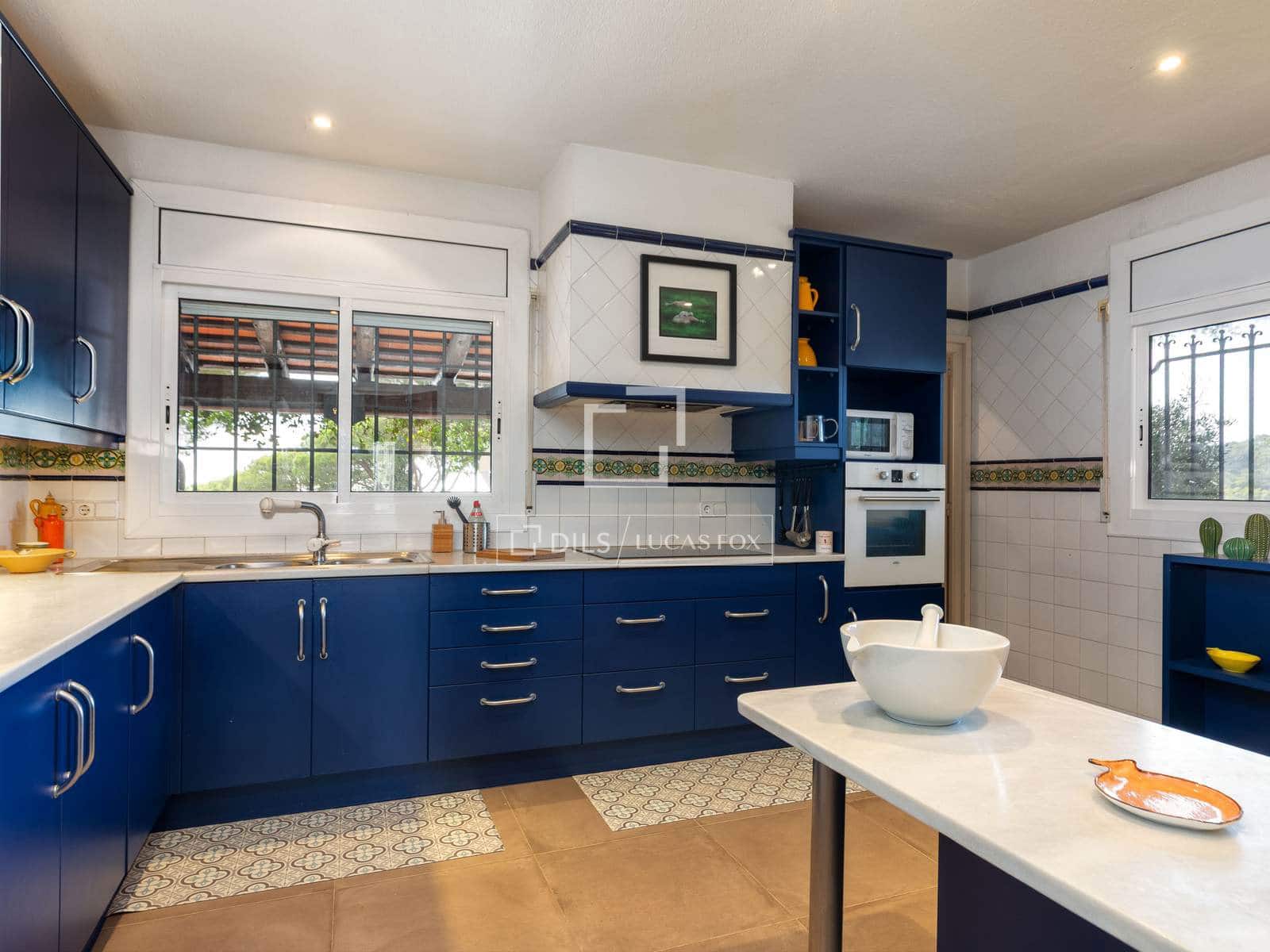 7 soverom Villa til salgs i Calella de Palafrugell med svømmebasseng garasje - € 2 590 000 (Ref: 3046227)