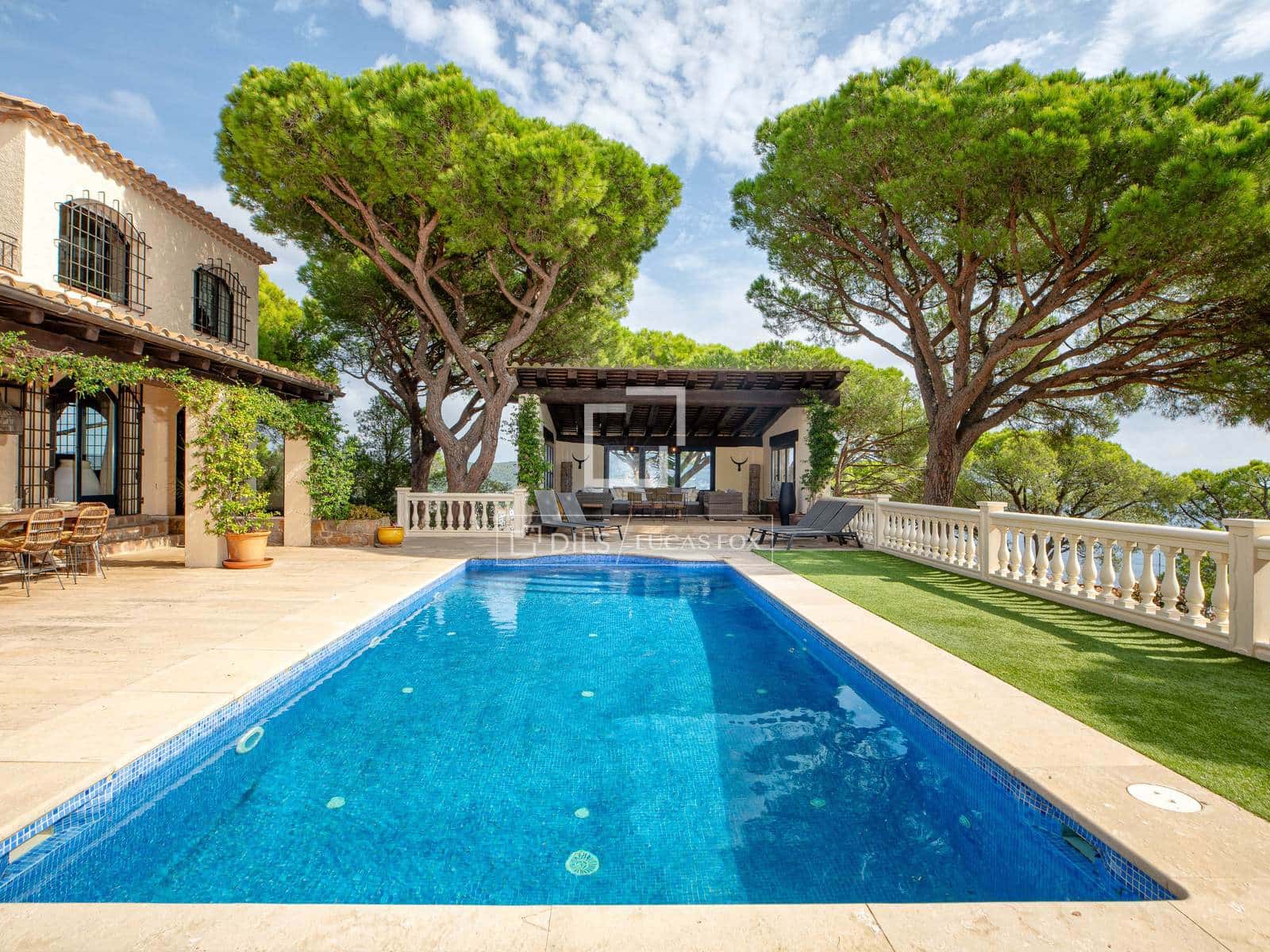 7 soverom Villa til salgs i Calella de Palafrugell med svømmebasseng garasje - € 2 590 000 (Ref: 3046227)