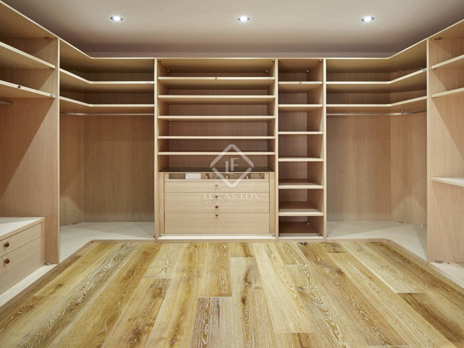 4 soveværelse Villa til salg i Lloret de Mar med swimmingpool garage - € 1.800.000 (Ref: 3195438)