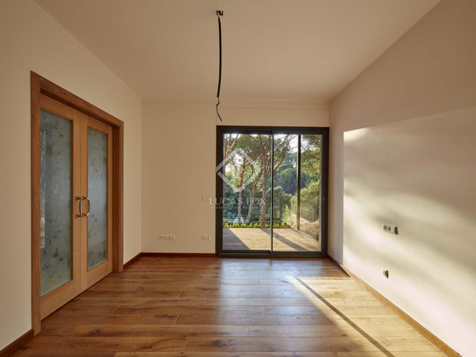 4 soveværelse Villa til salg i Lloret de Mar med swimmingpool garage - € 1.800.000 (Ref: 3195438)