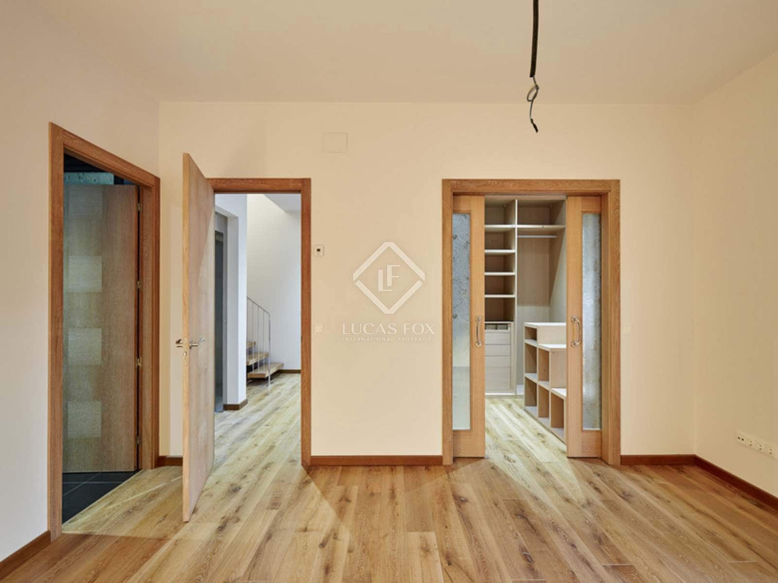 4 soveværelse Villa til salg i Lloret de Mar med swimmingpool garage - € 1.800.000 (Ref: 3195438)