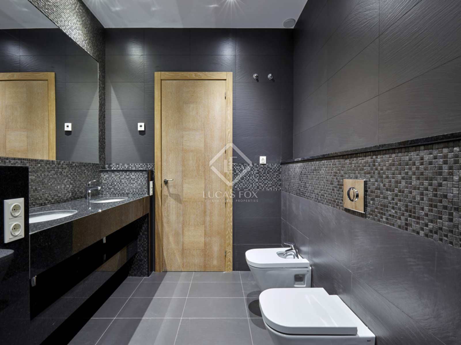 4 soveværelse Villa til salg i Lloret de Mar med swimmingpool garage - € 1.800.000 (Ref: 3195438)