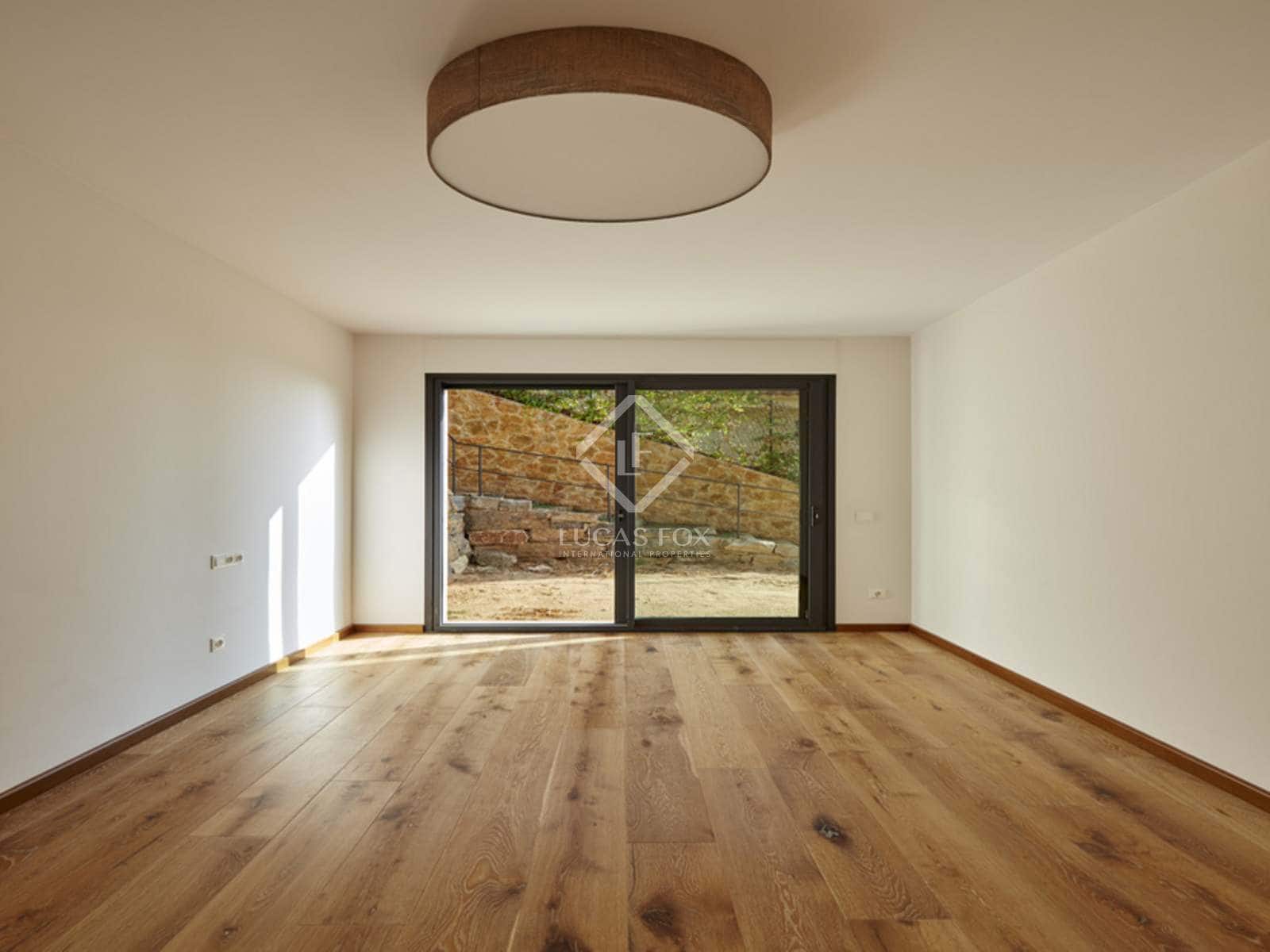 4 soveværelse Villa til salg i Lloret de Mar med swimmingpool garage - € 1.800.000 (Ref: 3195438)