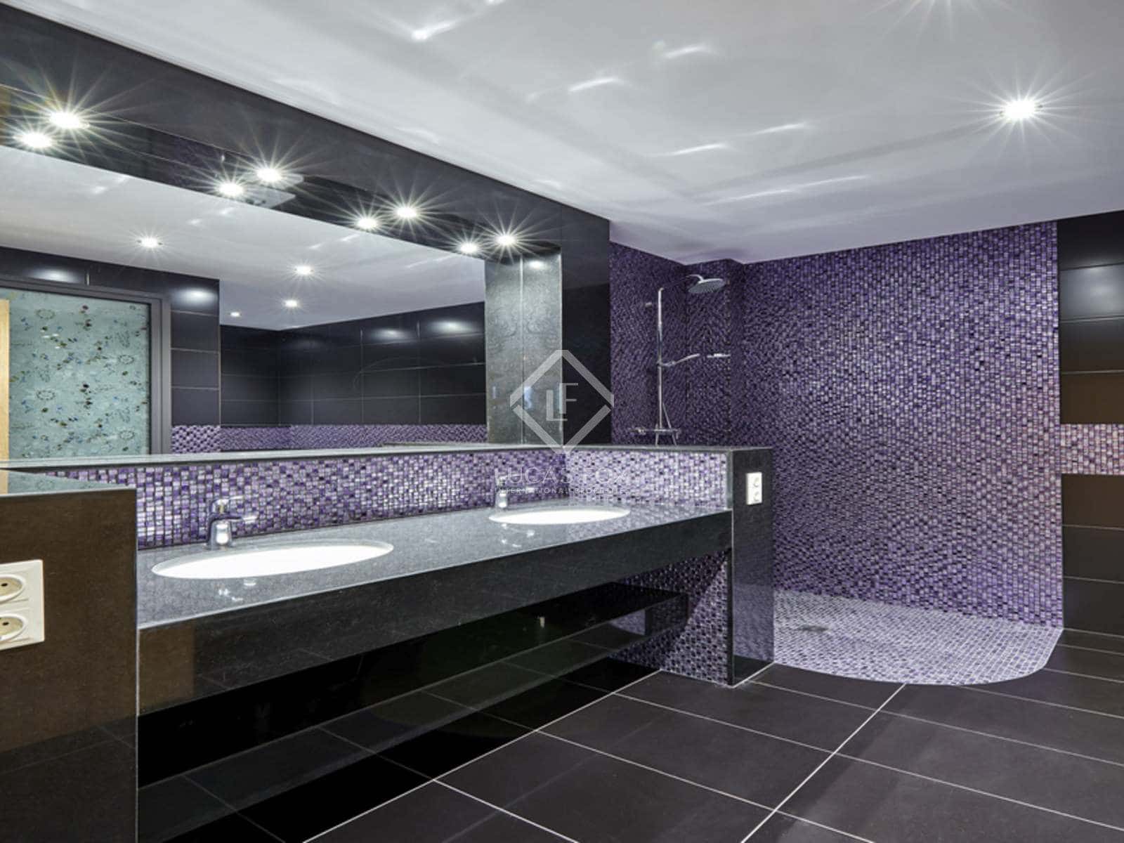 4 soveværelse Villa til salg i Lloret de Mar med swimmingpool garage - € 1.800.000 (Ref: 3195438)