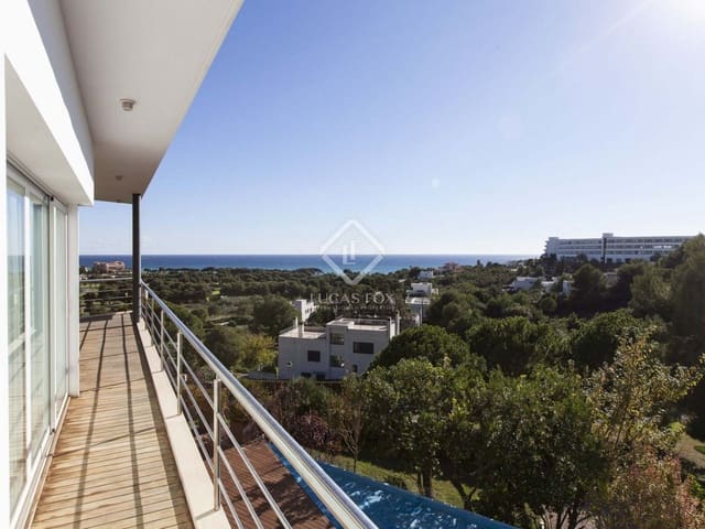 5 bedroom Villa for sale in Sitges with pool garage - € 2,550,000 (Ref: 3228621)